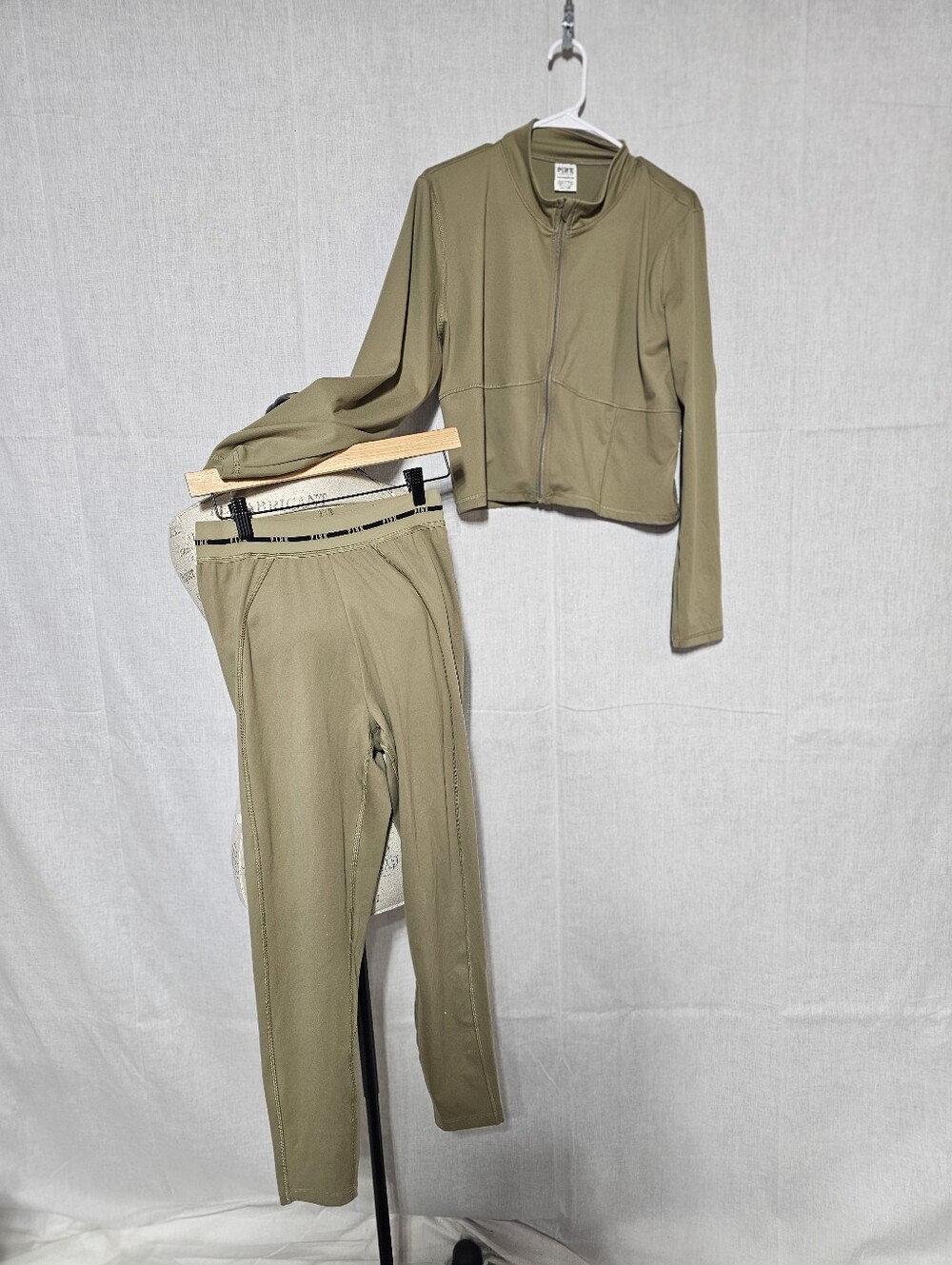 Victoria's Secret Olive Green Zip-Front Jacket with High-Rise Leggings